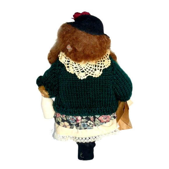 Lizzie High 1992 Cassie Yocum Wooden Folk Doll With Accessories & Tag - Picture 3 of 7